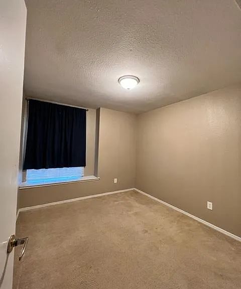 1467 Acorn Ct — Photo 13