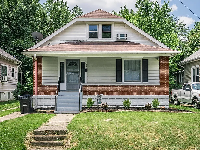 608 Colorado Ave — Photo 4
