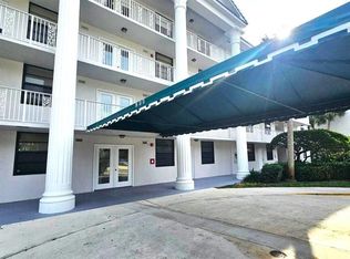 3630 Whitehall Dr APT 303, West Palm Beach, FL 33401