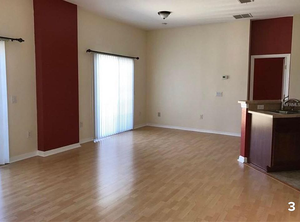 2nd image of 2003 Estancia Cir