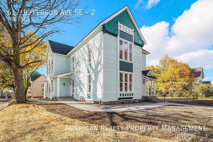 617 Jefferson Ave SE #2