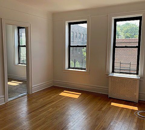 5th image of 34-07 32nd St #C2