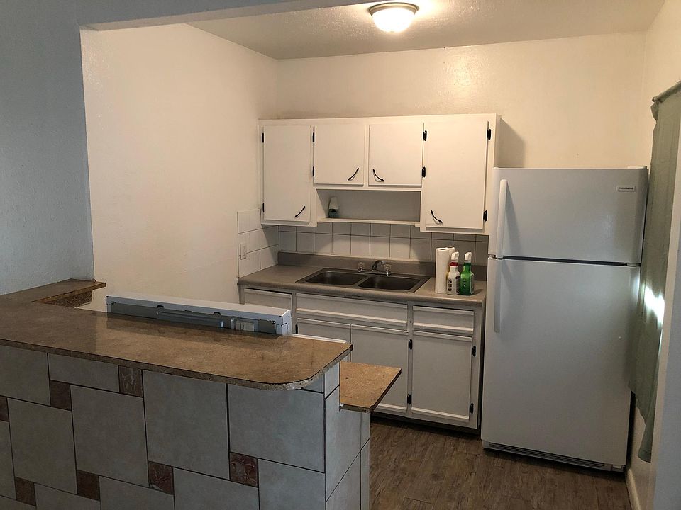 2nd image of 3619 Seminole Ave