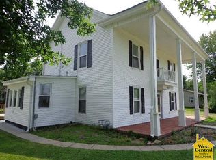 19120 3rd Rd, La Monte, MO 65337