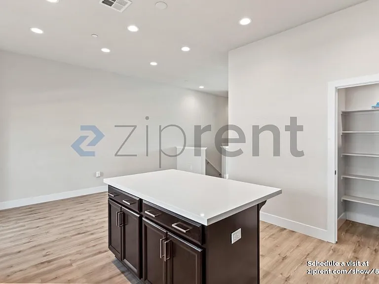 1757 Hazelnut Ln — Photo 16