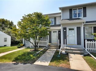 4 Lawnherst Ct, Easton, PA 18045