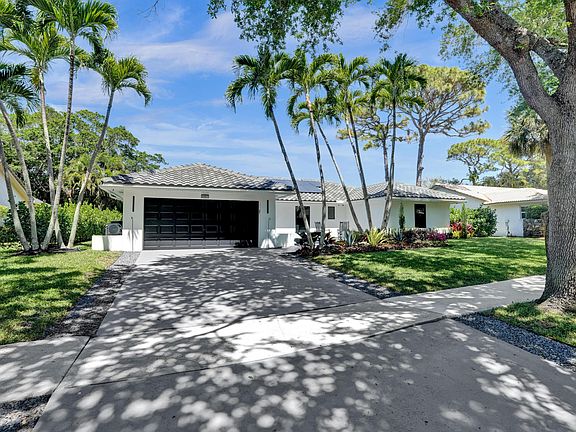 4th image of 3457 Pine Haven Circle