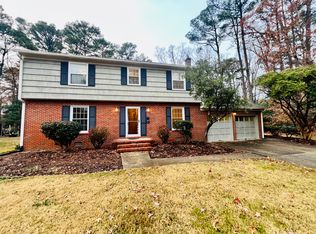 321 Mistletoe Dr, Newport News, VA 23606