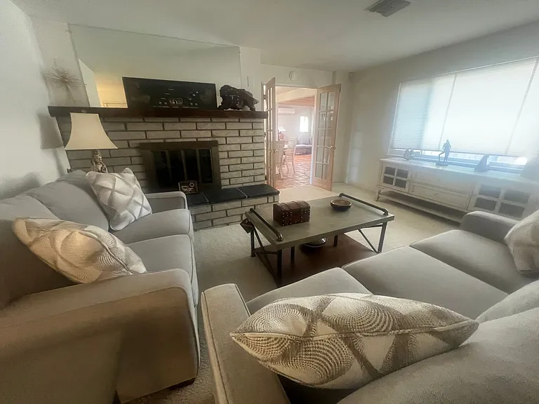 18332 Orange St — Photo 27