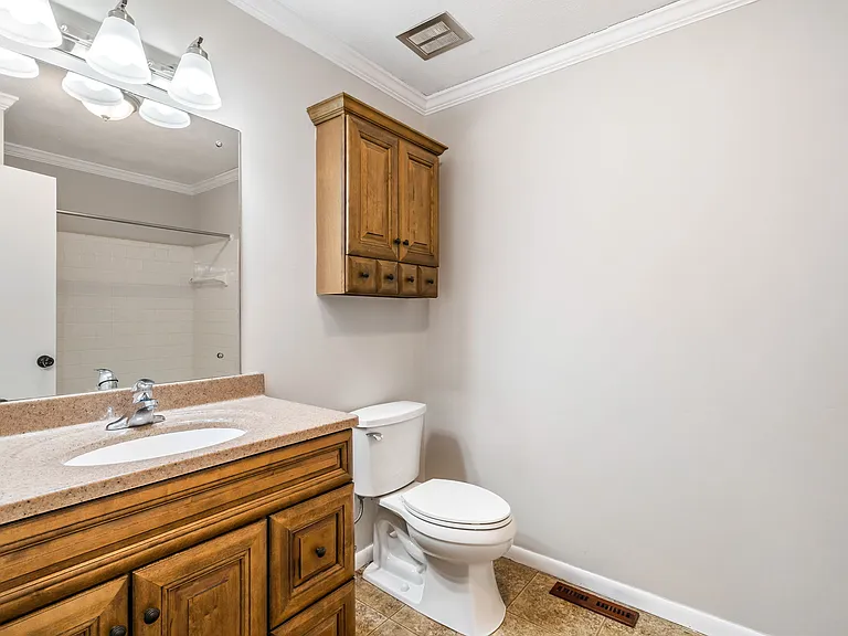 11707 S Williamsburg Dr — Photo 15