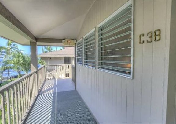 2nd image of 75-6100 Alii Dr APT C38