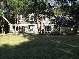 Home for Sale in Lakeway, Texas $379,000