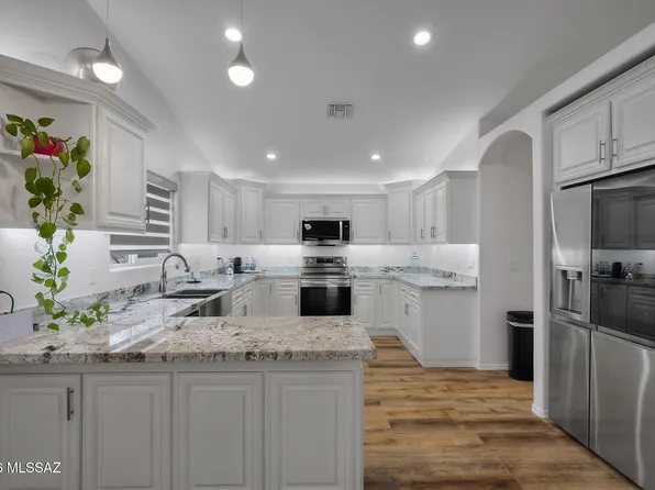 1180 Olla Ct, Rio Rico, AZ 85648