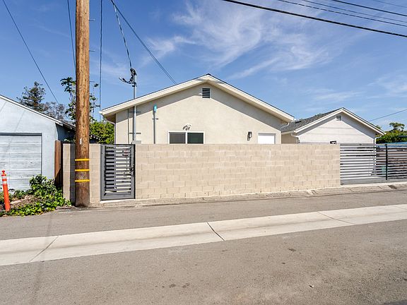3rd image of 944 Zook Dr #A