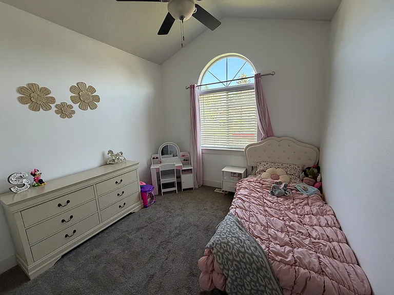2780 W Iago St — Photo 27