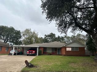 204 Mockingbird Ln, Pasadena, TX 77502