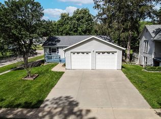 1711 10th St, Harlan, IA 51537
