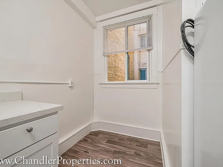 729 Leavenworth St — Photo 9
