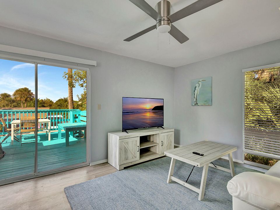 8225 S Indian River Dr Fort Pierce FL Zillow