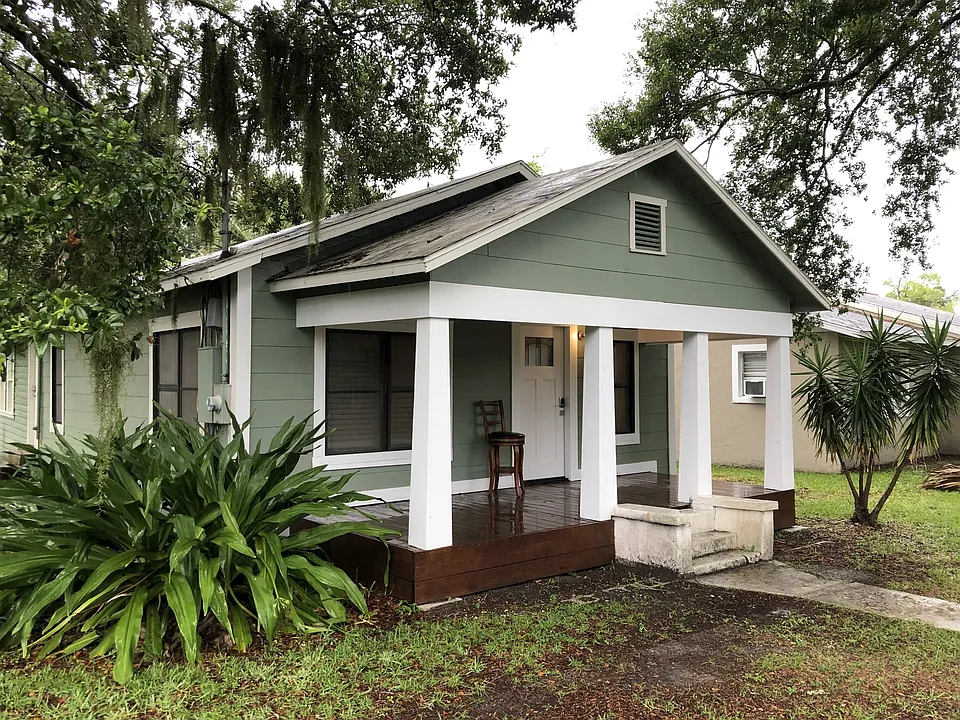 203 Desoto St #2