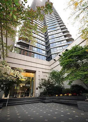 Rented by Douglas Elliman | media 16