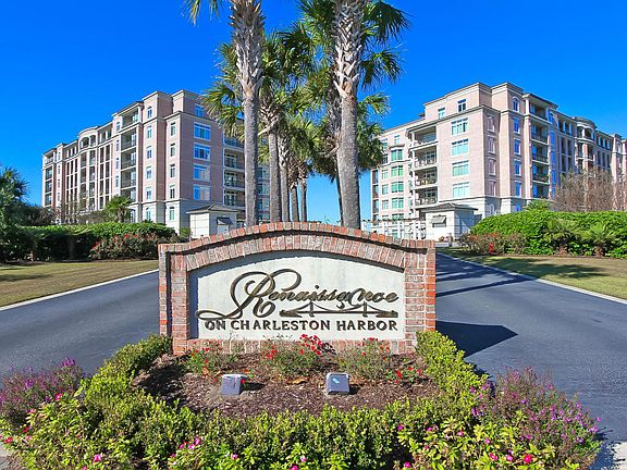 2nd image of 232 S Plaza Ct #209