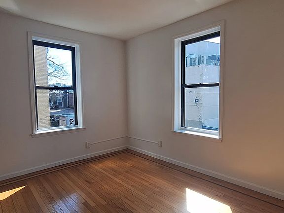 4th image of 86-30 98th St APT 2H