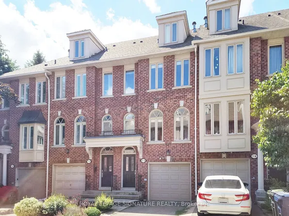 7I Brussels St, Toronto, ON M8Y 1H2