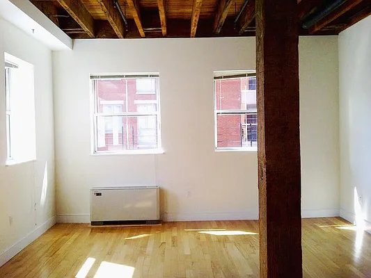 Rented by The Durst Organization | media 13