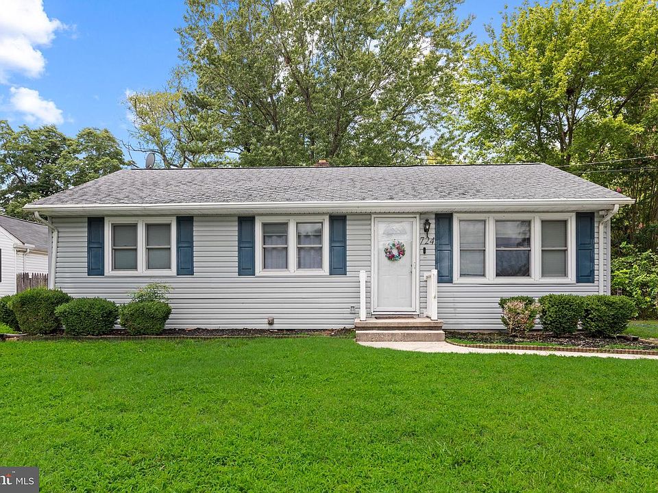 1st image of 724 Edgar Dr