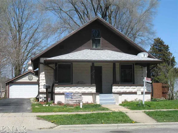 1005 E Washington St, Clinton, IL 61727