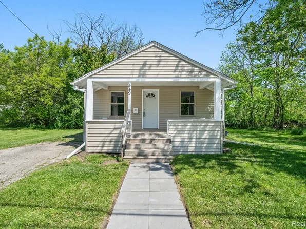 449 Midway Ave, Pontiac, MI 48341