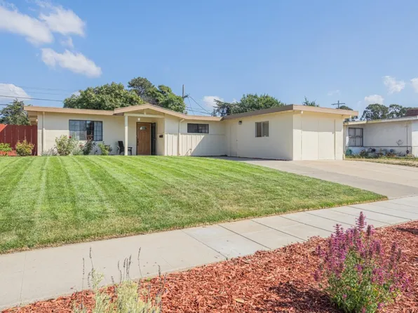 453 Carol Dr, Salinas, CA 93905