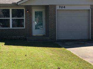 704 E 142nd St S, Glenpool, OK 74033