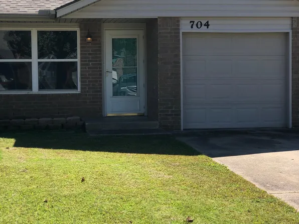 704 E 142nd St S, Glenpool, OK 74033