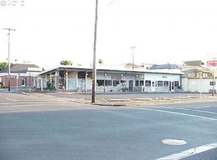 725 E Whiteaker Ave, Cottage Grove, OR 97424