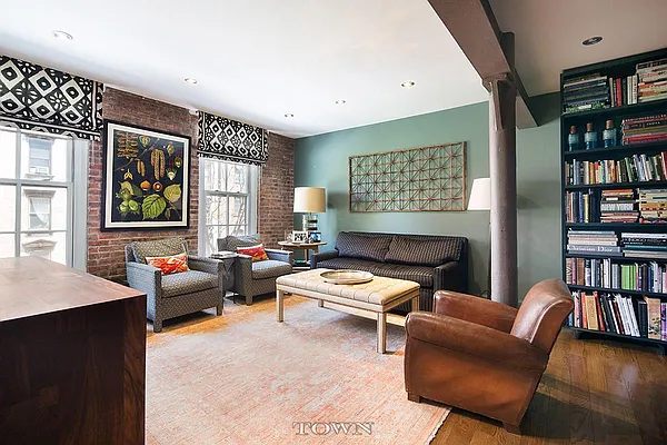 Sold by Town Residential | media 22