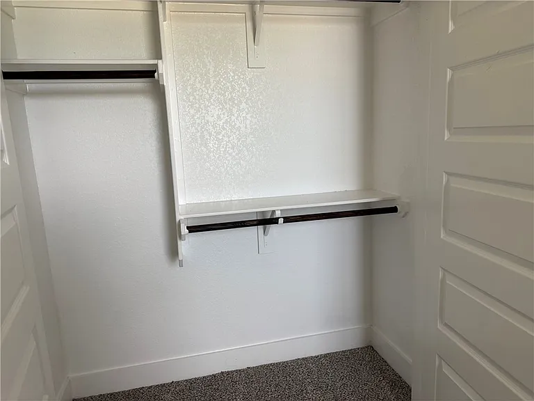 2425 Chinook Way — Photo 9