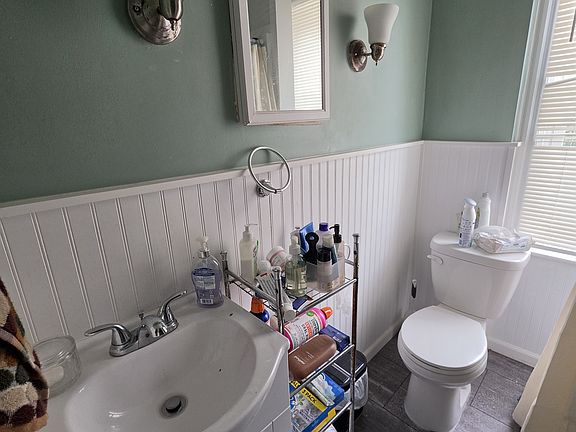 3rd image of 212 Power St Floor 2
