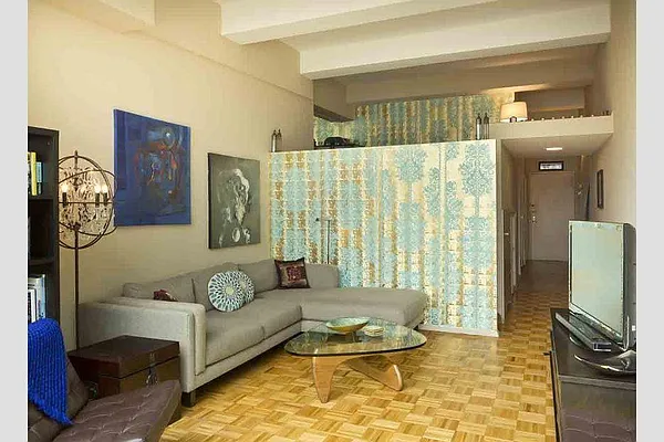 Rented by Keller Williams NYC | media 25