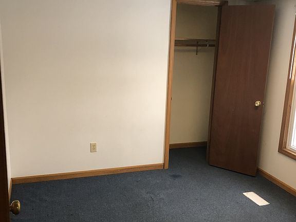 2nd image of 707 Maple St #460402
