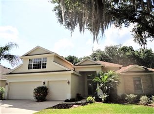 5930 Cherry Oak Dr, Valrico, FL 33596