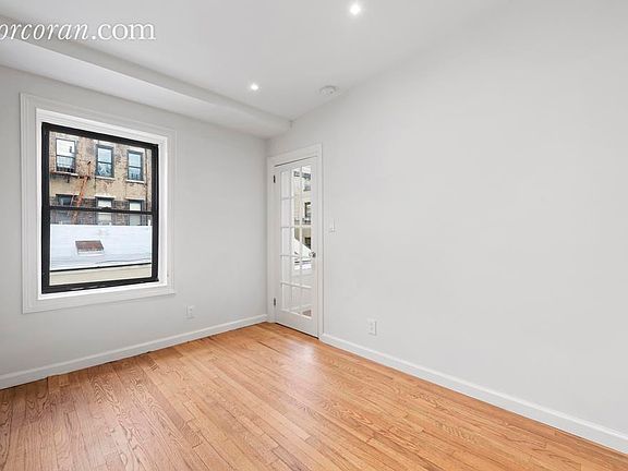 5th image of 309 W 20th St APT 8F