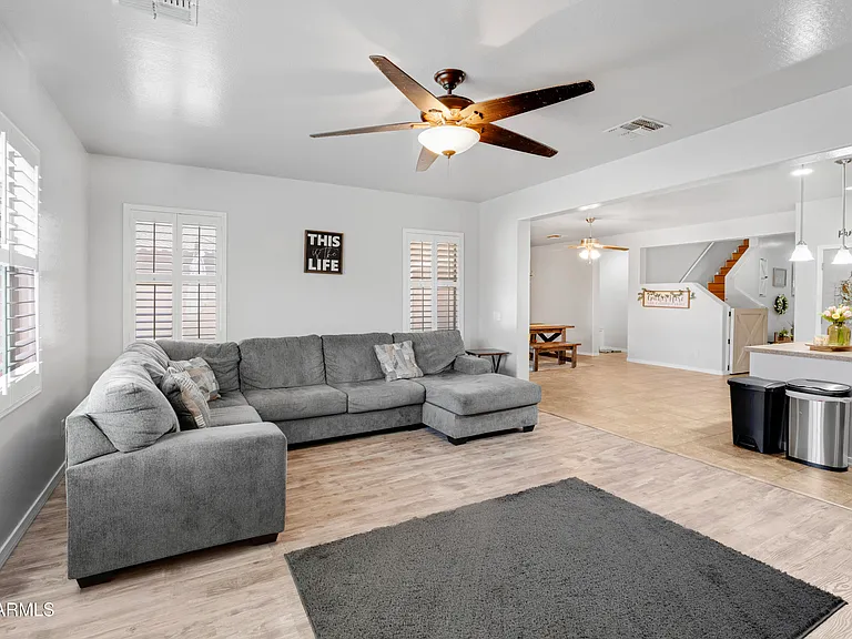 40893 W Bedford Dr — Photo 10