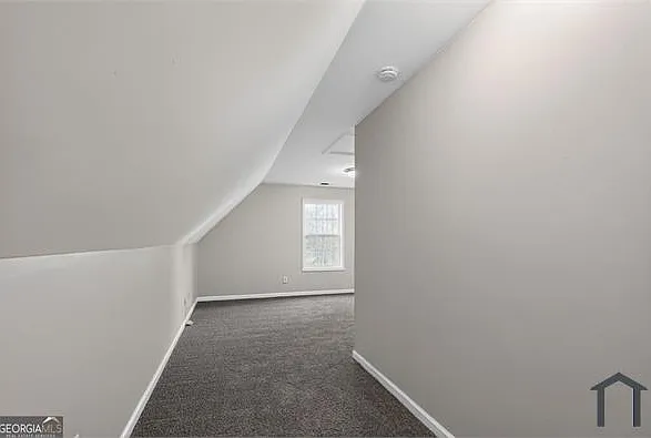 164 Nathan Rd SW — Photo 5