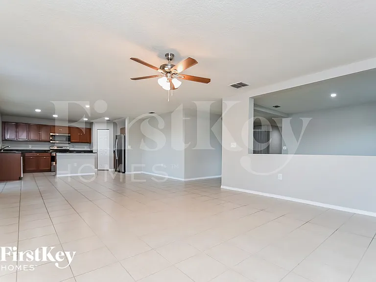 234 Star Shell Dr — Photo 2