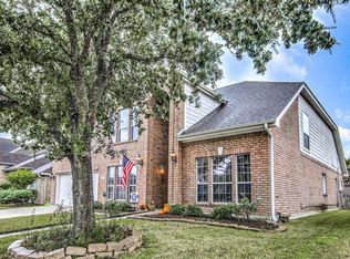320 Linda Ln, Webster, TX 77598