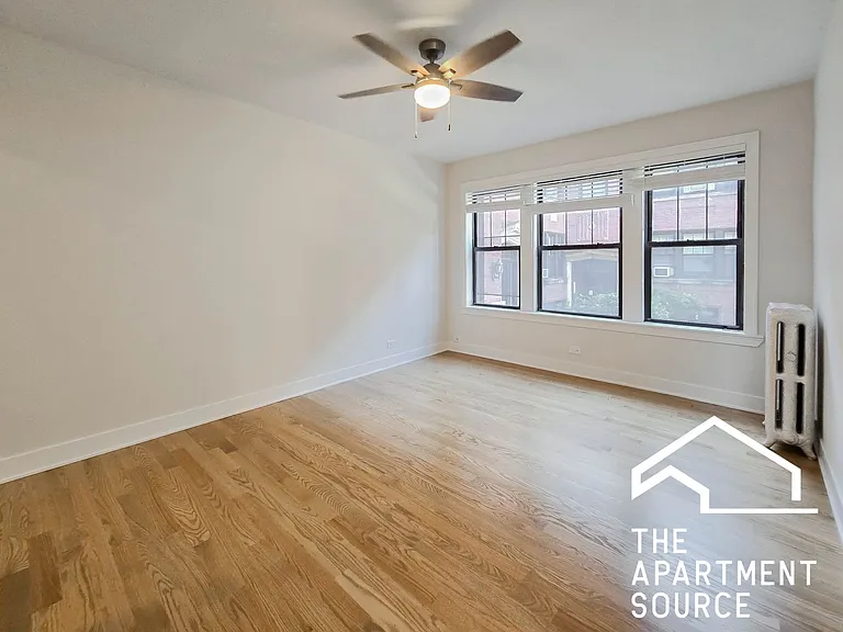 3923 N Keeler Ave #1 — Photo 3