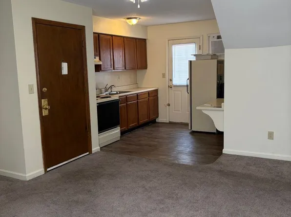 2858 Whitener, 2858 Whitener St #B6, Cape Girardeau, MO 63701
