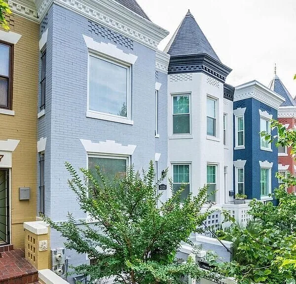 2025 Flagler Pl NW — Photo 1